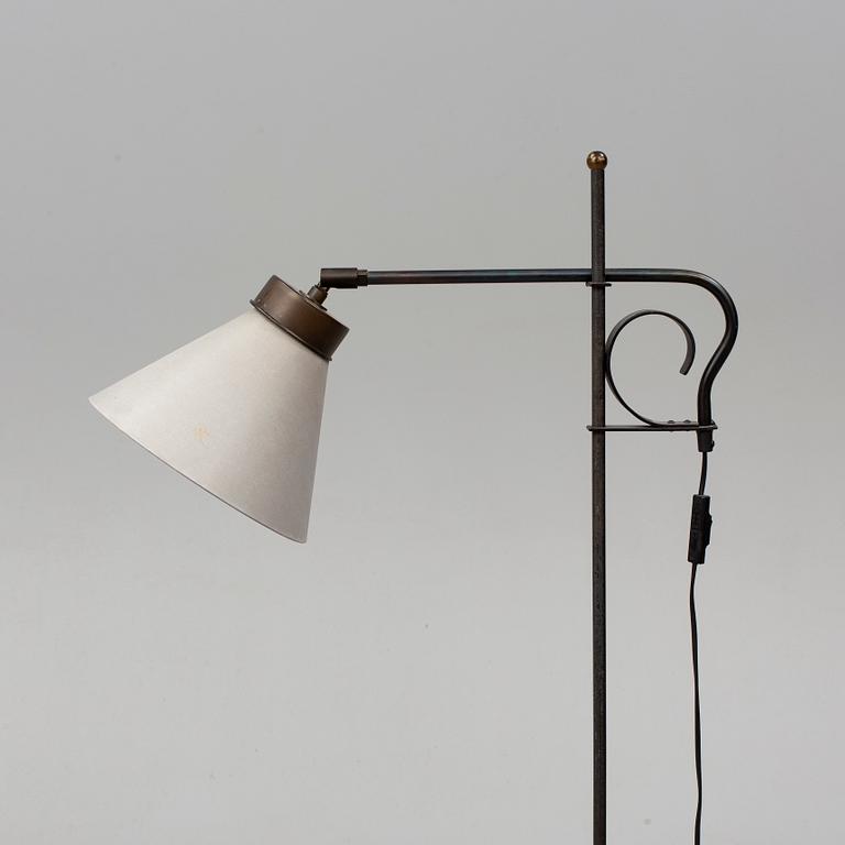 JOSEF FRANK, golvlampa modell 1840, Firma Svenskt Tenn.