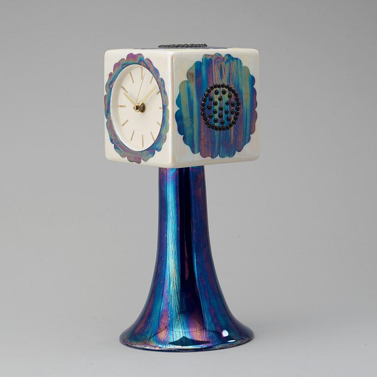 A Birger Kaipiainen 'Florence' stoneware table clock, Arabia, Finland.