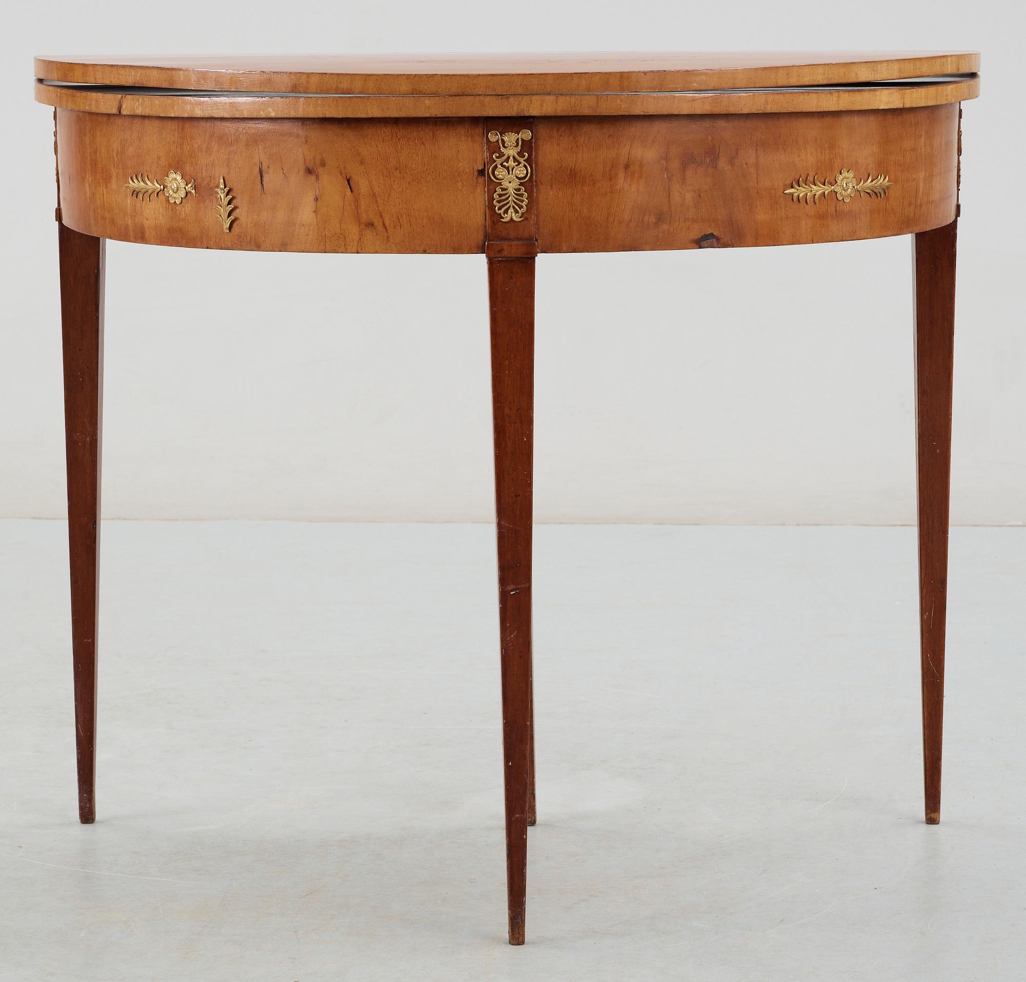 SPELBORD, empire, 1800-talets första hälft.