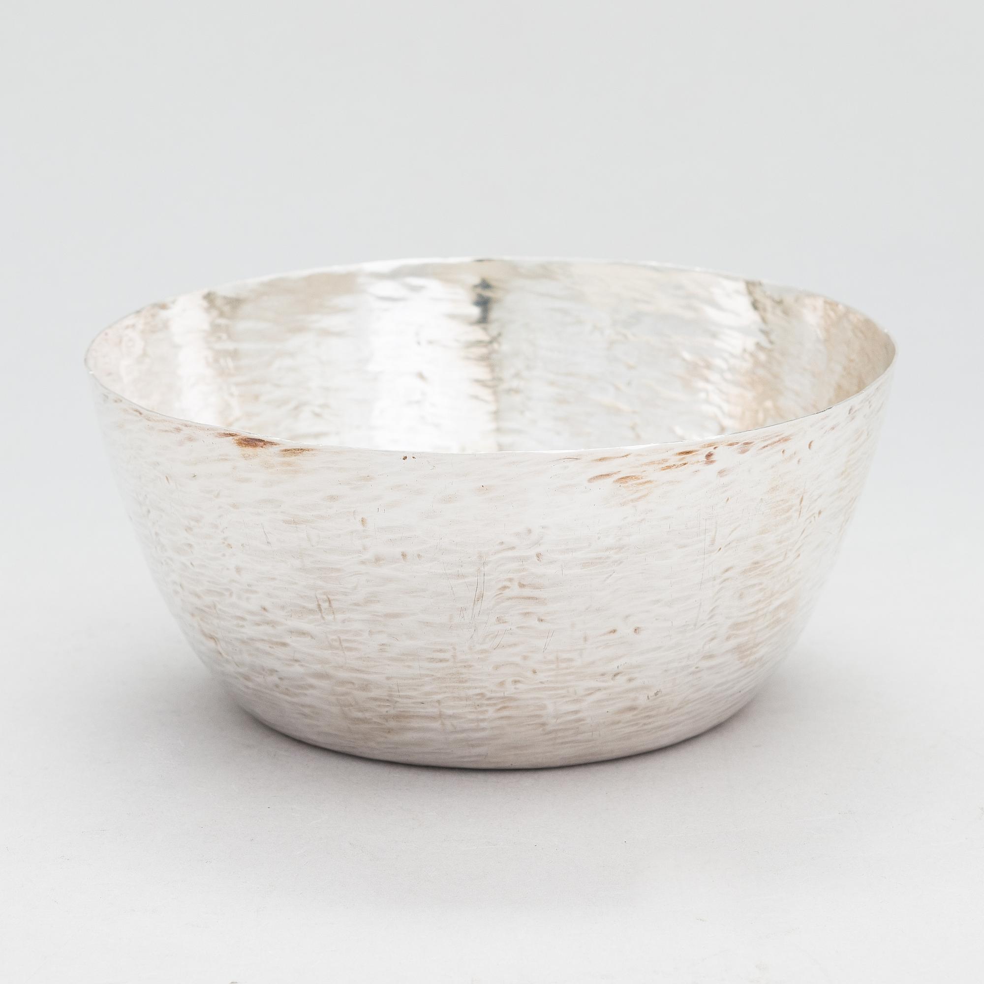 Tapio Wirkkala, skål, sterlingsilver, Kultakeskus, Tavastehus 1969.