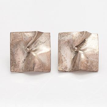 Björn Weckström, A pair of sterling silver earrigns "Shields". Lapponia 1972.