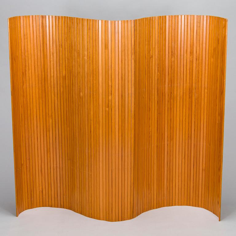 Alvar Aalto, a 1952 '100' folding screen for O.Y. Huonekalu- ja Rakennustyötehdas A.B.