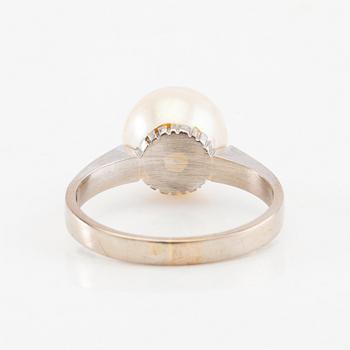 Ring 18K white gold with a cultured pearl, Axel Svensson's Goldsmith Atelier Malmö 1965.