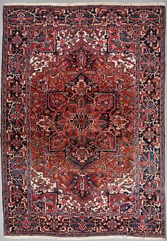 MATTA, semiantik/old, Heris, ca 345 X 241 cm.