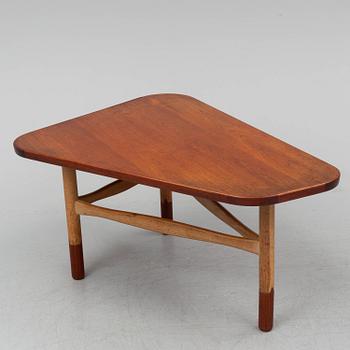 A teak veneered coffee table from Westerbergs Möbler, Tranås, 1950's.