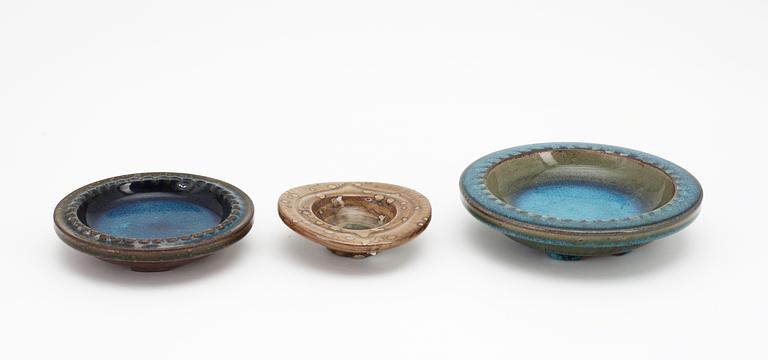 Three Wilhelm Kåge 'Farsta' stoneware dishes, Gustavsberg Studio 1939-40, 1958.