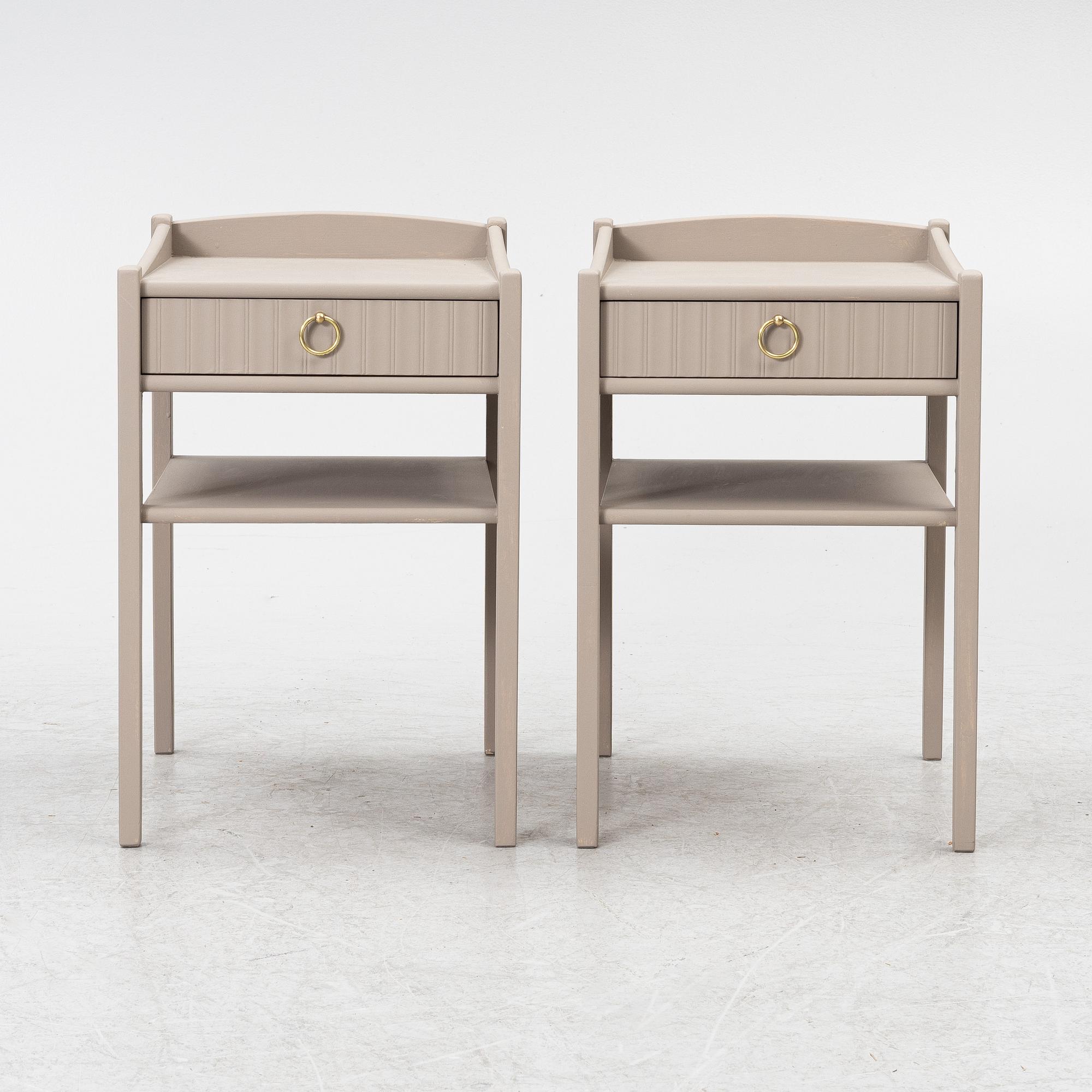 A pair of bedside tables, second half of the 20th century.