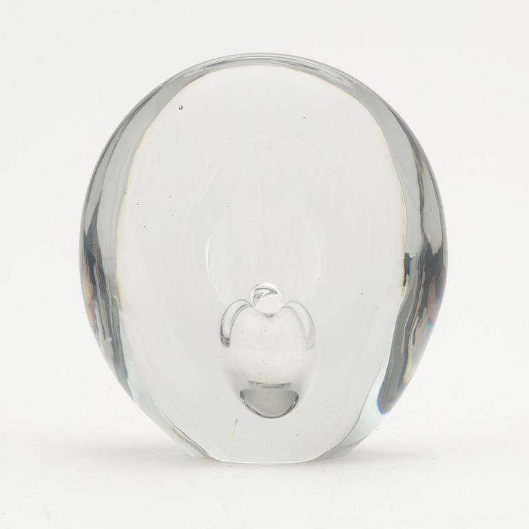 Timo Sarpaneva, a 3567 glass sculpture, 'Sitting bird', Iittala, Finland, singed and dated 1955.