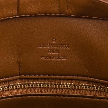 Louis Vuitton, A Monogram Vernis 'Houston' Bag.