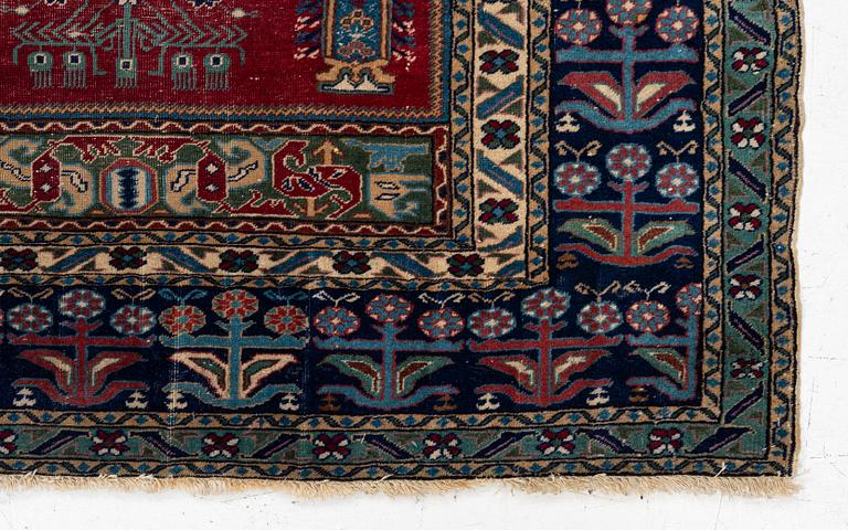 Prayer rug, possibly Kula, approx. 163 x 114 cm.