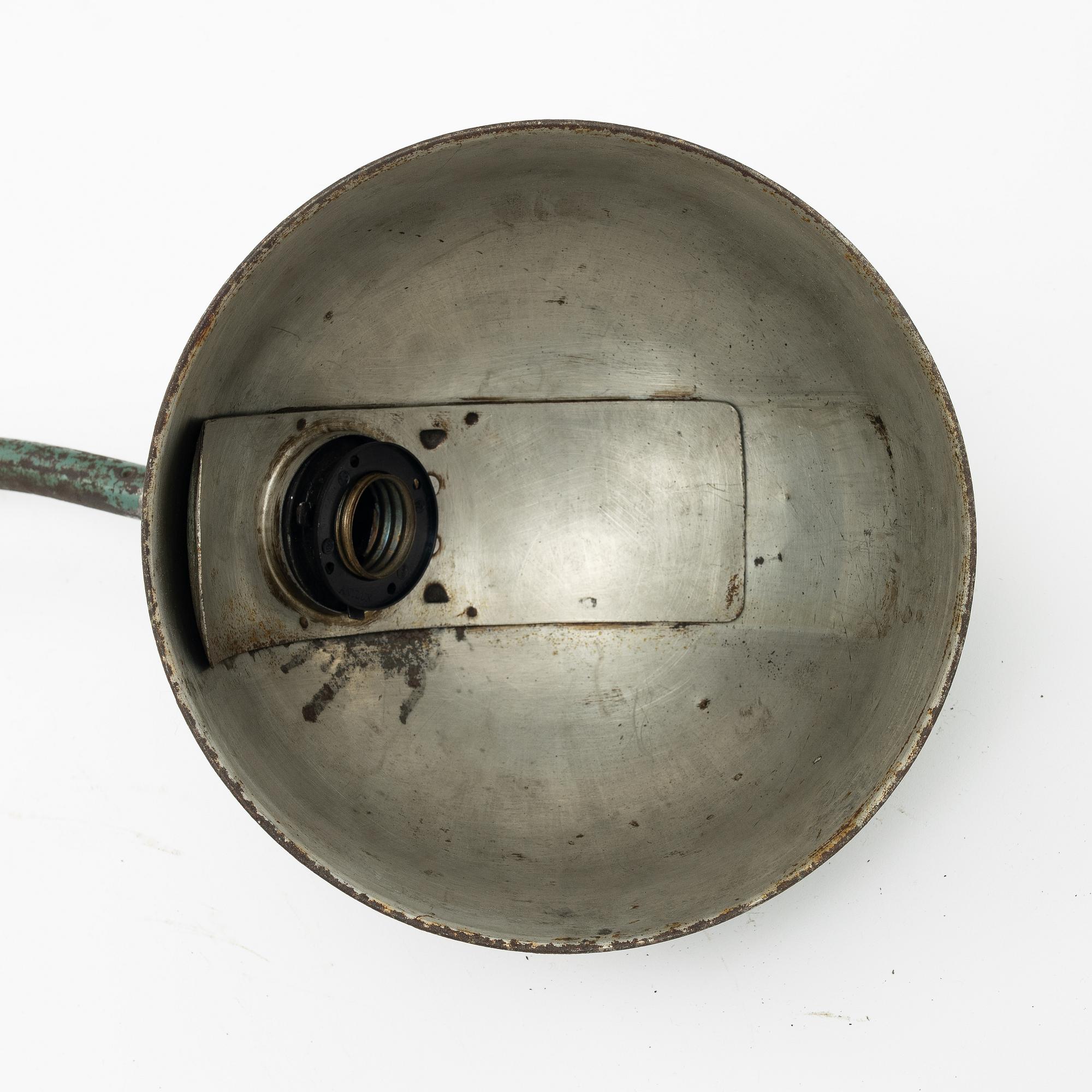 Industrilampa, 1900-talets mitt.