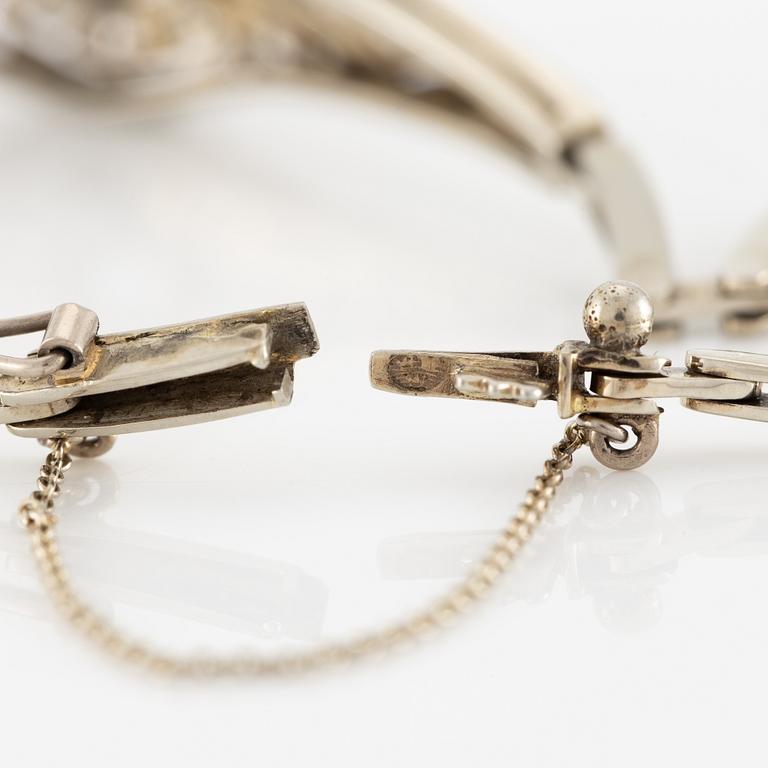 Bracelet 18K gold with old- and eight-cut diamonds.