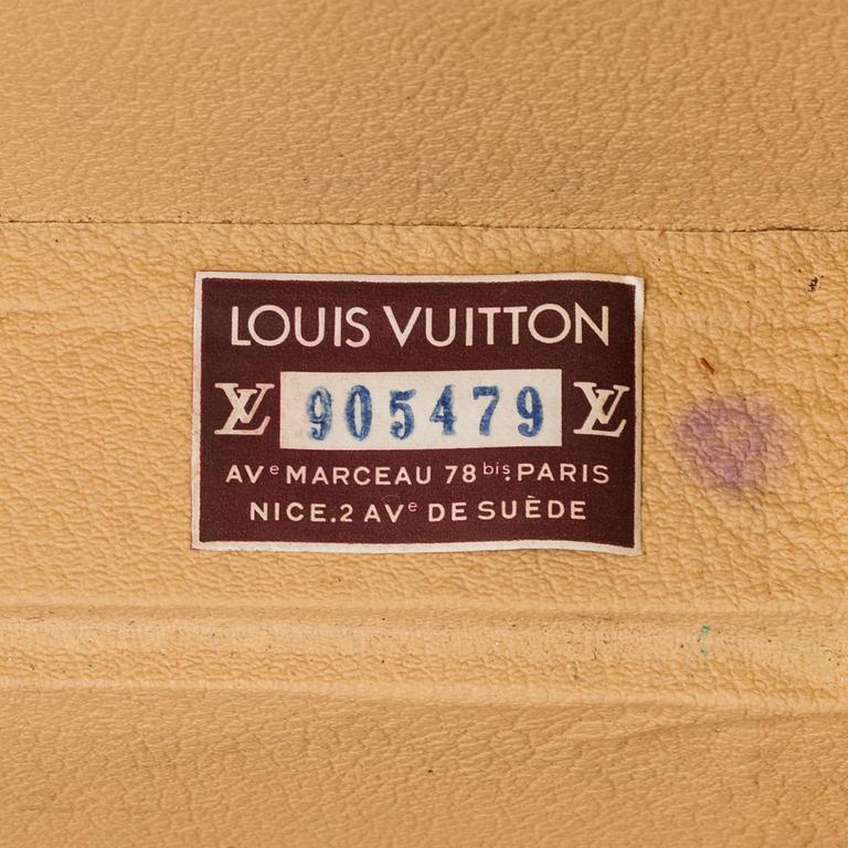 SUITCASE "Alzer 80" by Louis Vuitton.