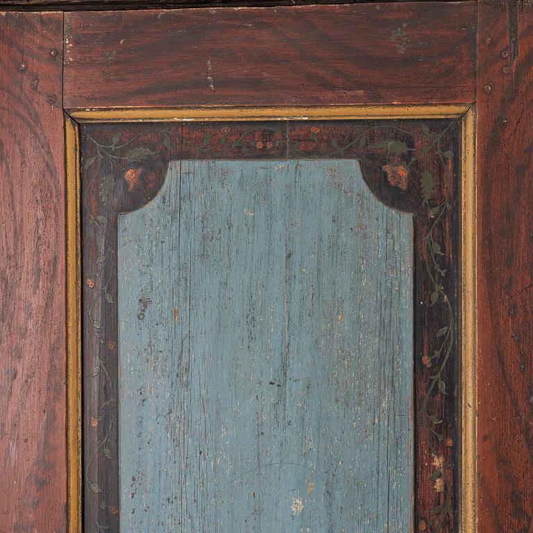 A cabinet, 19th century.