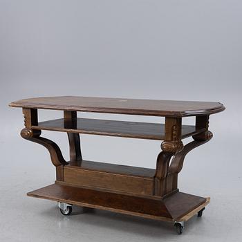 Library table, first half of the 20th century.