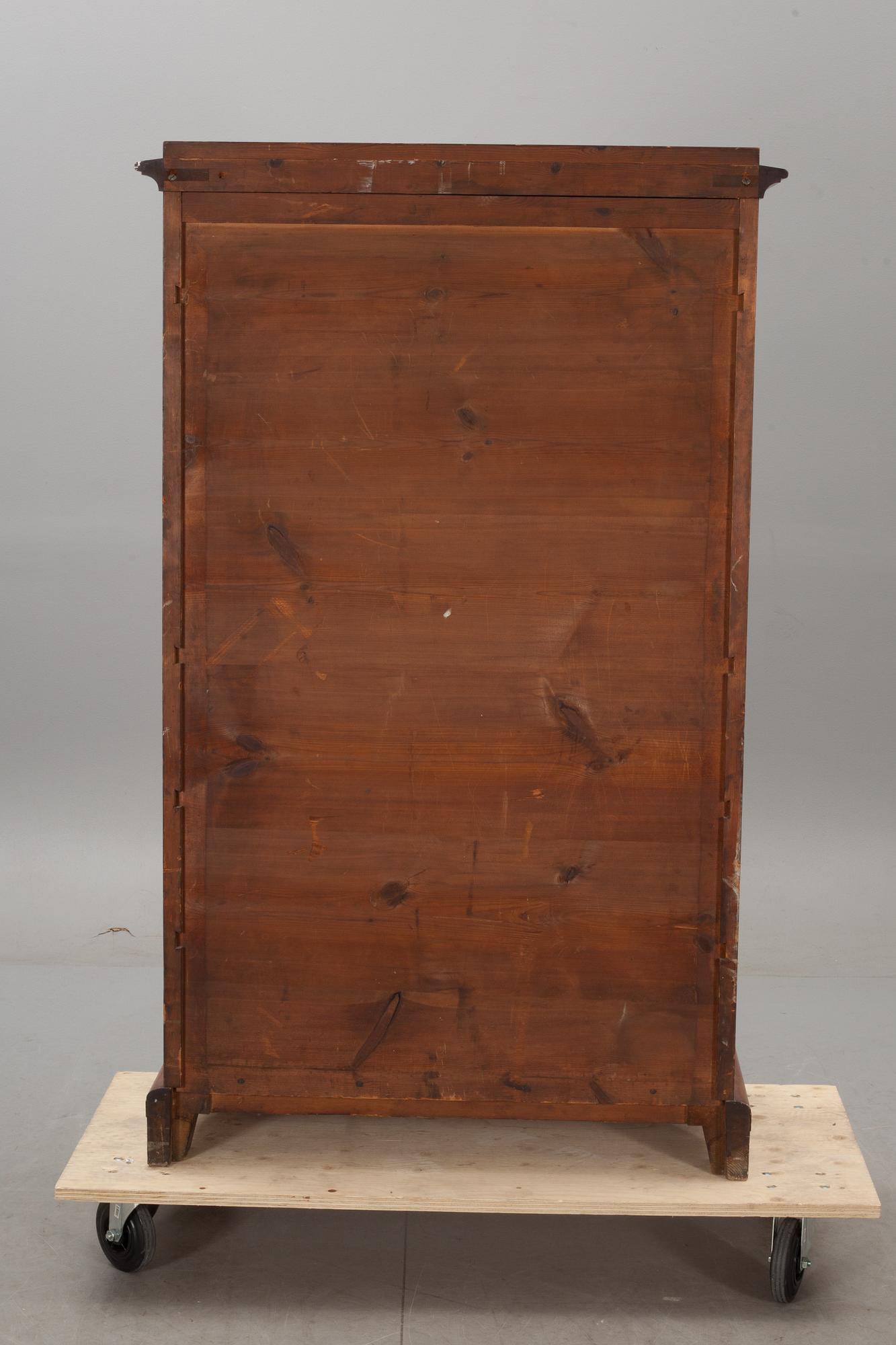 CHIFFONJÉ, 1900-talets början.