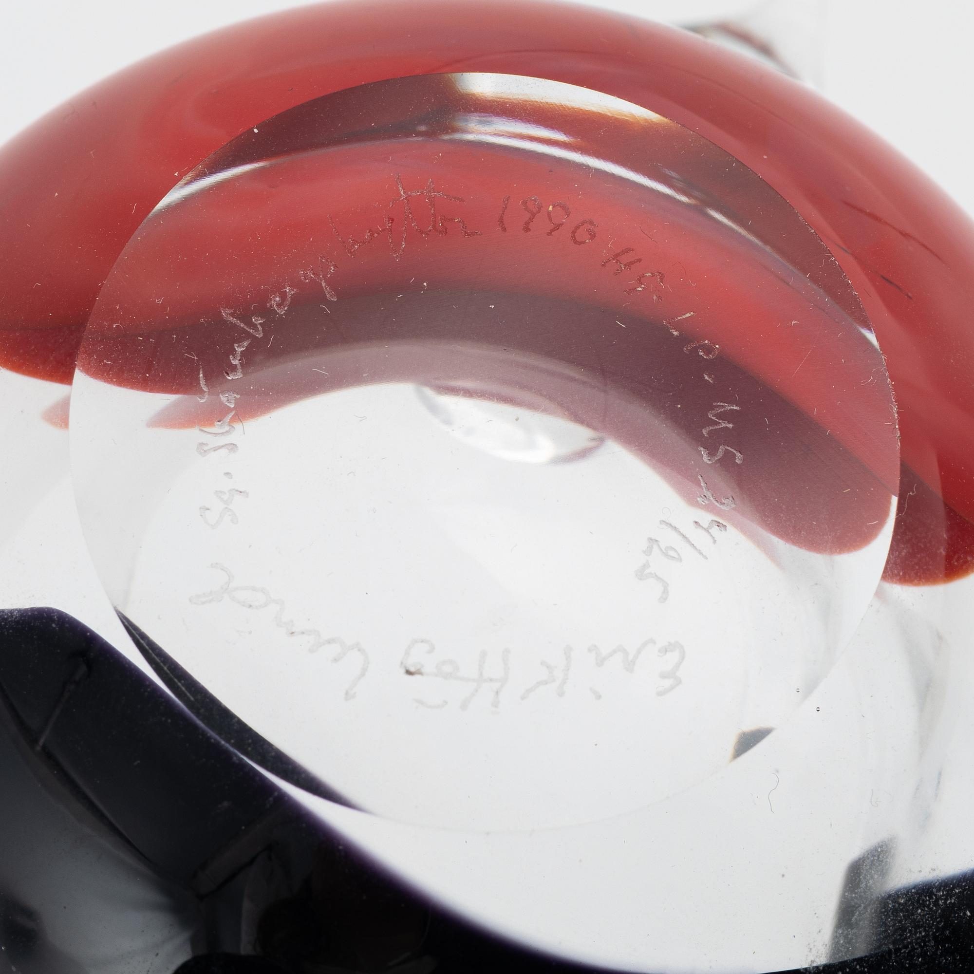 Erik Höglund, two glass bowls, Studioglas, Strömbergshyttan, dated 1990.