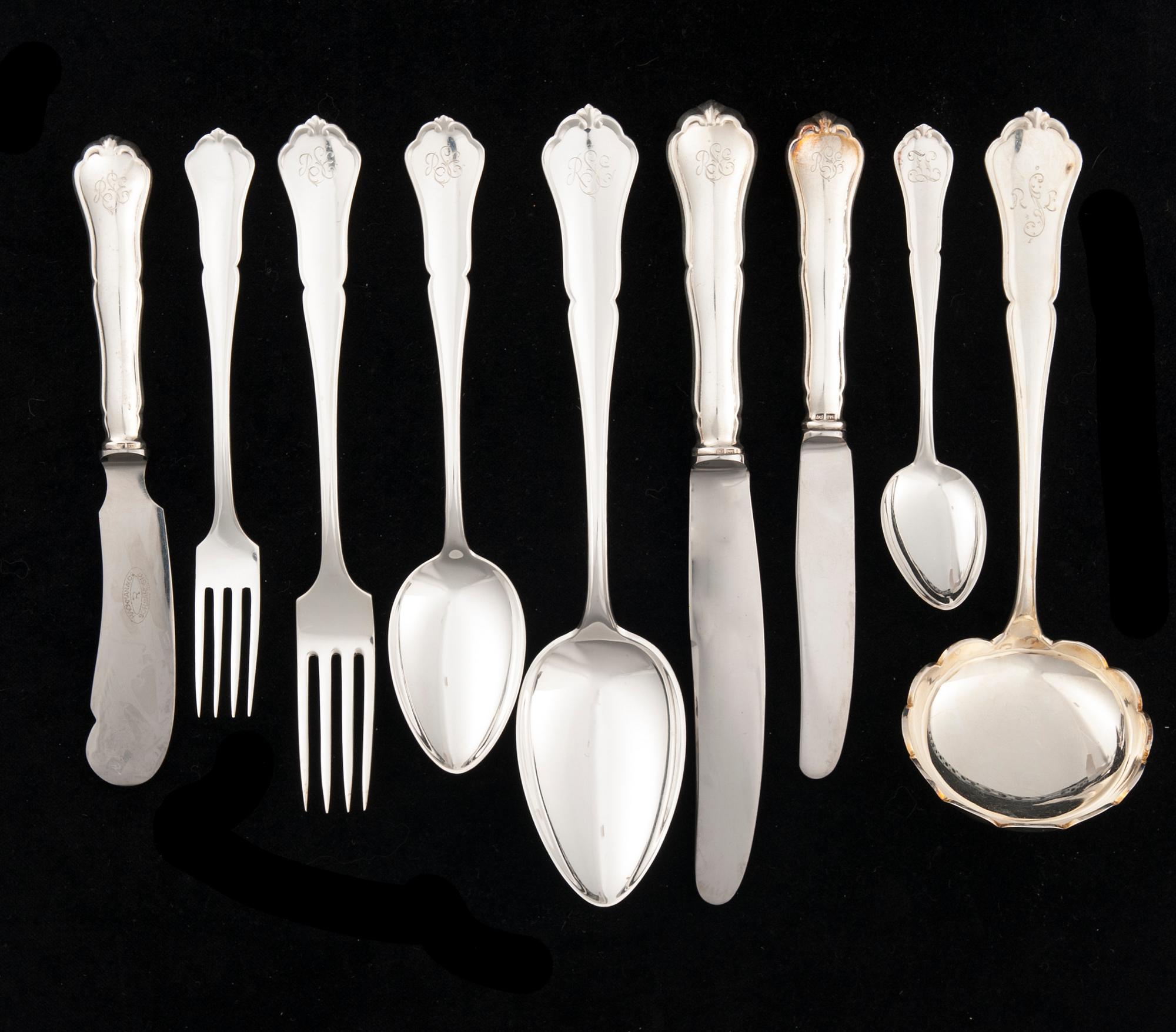 BESTICK, 80 delar, silver, "Chippendale", Kultakeskus, Tavastehus, 1950-tal. Totalvikt utan knivar ca 1963 g.
