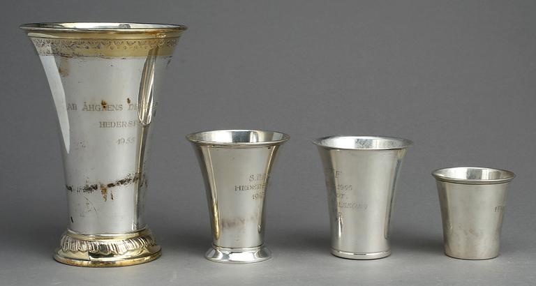 PARTI SILVER, 10 delar, bland annat, C G Hallberg, Stockholm, främst 1900-talets första hälft. Tot ca 714 g.