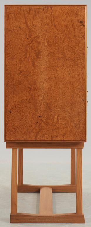 Josef Frank, "Nationalmuseiskåpet", Firma Svenskt Tenn, modell 881, 1960-70-tal.