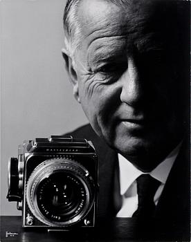 Philippe Halsman · PHILIPPE HALSMAN, fotografi. Sign.