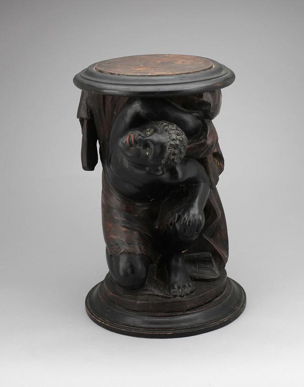 PIEDESTAL, 1800-talets andra hälft.