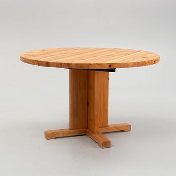 A pine dining table, 1970's.