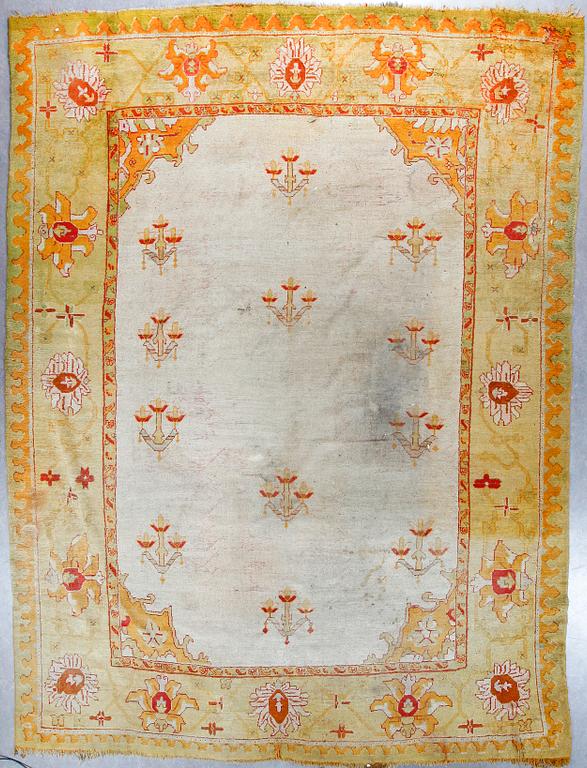 MATTA, Antik/semiantik, Oushak sannolikt, ca 440x325.