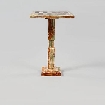 SCHACKBORD samt PJÄSER, Italien, 1900-talets slut.