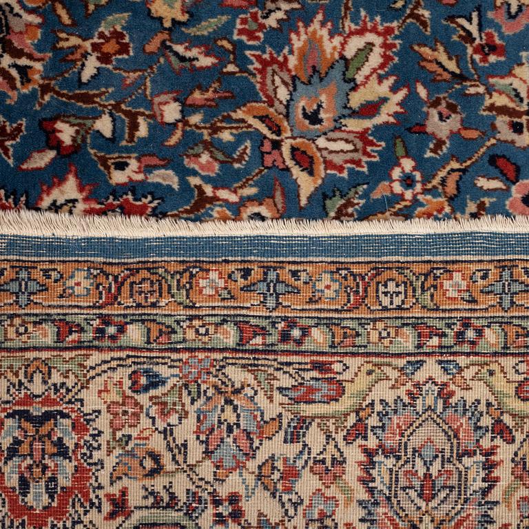 A carpet semi-antique/old oriental, ca 346 x 246 cm.