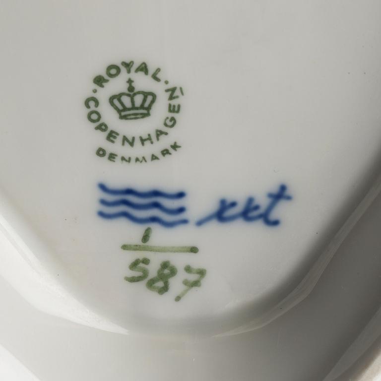 A 55 PIECES OF MUSSELMALET PORCELAIN
Made by Royal Copenhagen, 20th century.