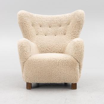 A Scandinavian Modern armchair, mid-20th Century.
