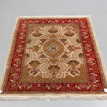 Matta, silke Hereke, ca 164 x 106 cm.