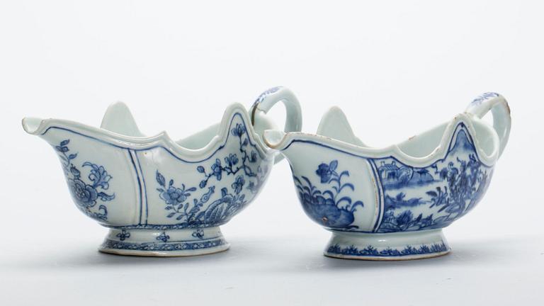 SÅSSNIPOR, 2 st, porslin, Qianlong, Kina, 1700-tal.