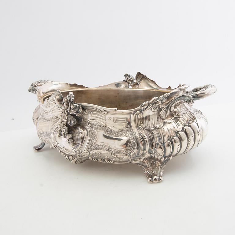 Jardinière Rococo style, first half of the 20th century, silver plate.