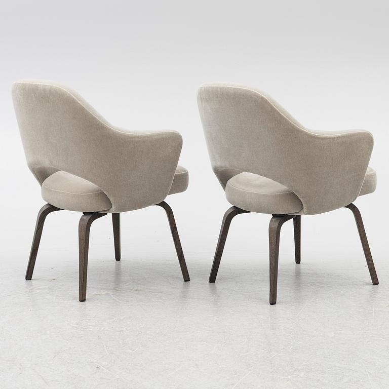 Eero Saarinen, chairs, a pair, "Executive Side Chair", Knoll, 21st century.
