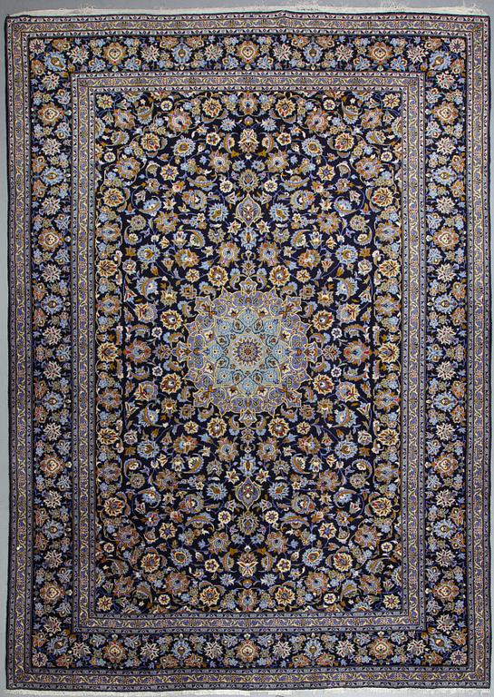 A carpet, Kashan ca 415 x 300 cm.