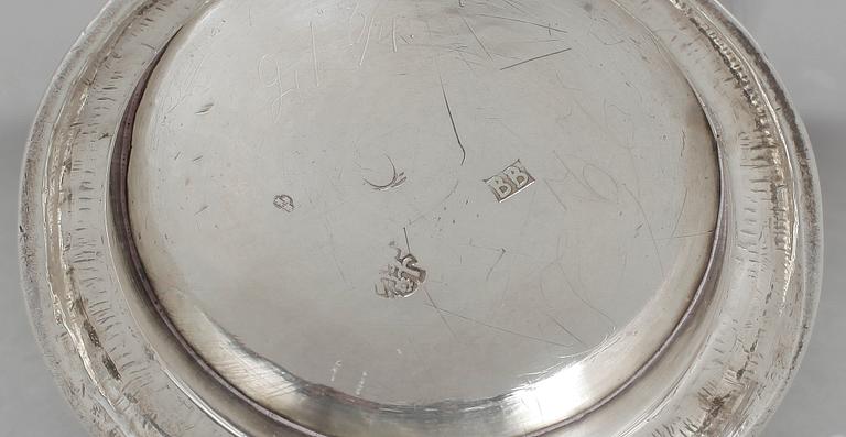 BÄGARE, silver, Bengt Biörn, Västerås, verksam 1734-1757. Vikt ca 257g.