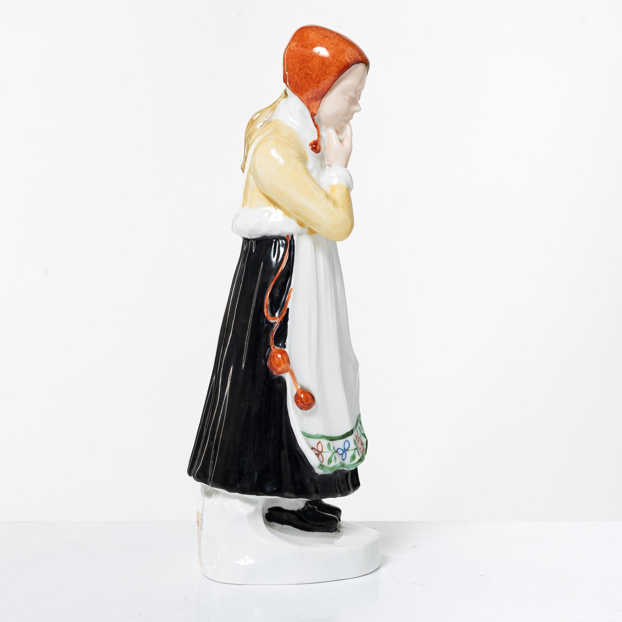 Hilma Persson-Hjelm, "Jössehärad", a porcelain figurine and an Art Nouveau bowl, Rörstrand, early 20th century.