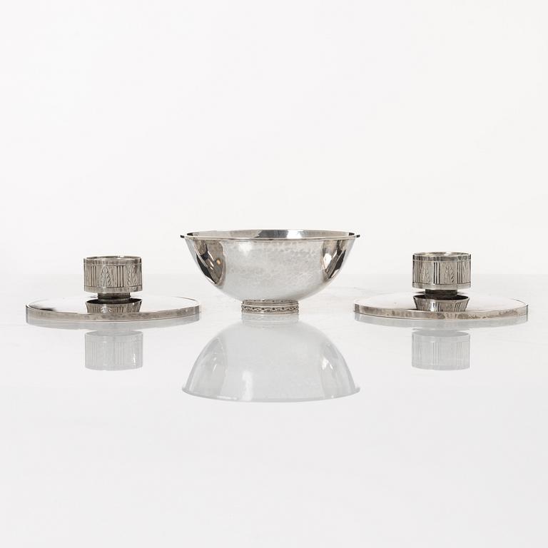 Tore Kullander, skål och ljusstakar, ett par, silver, Borås 1953.