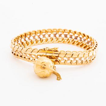 ARMBAND 18K guld m 1 berlock, 46,1 g.