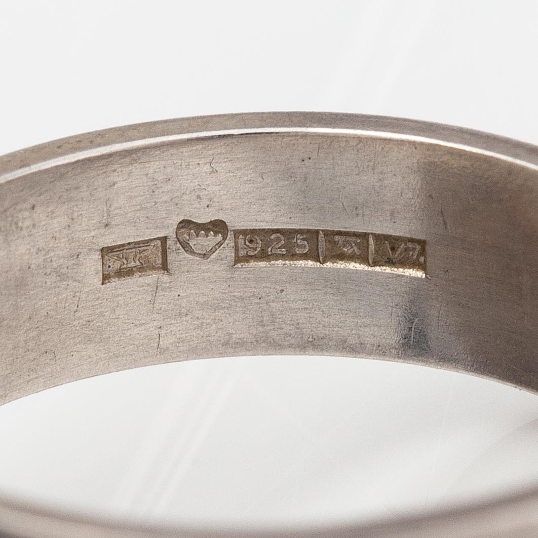Elis Kauppi, Ring, sterlingsilver. Kupittaan kulta, Åbo 1974.