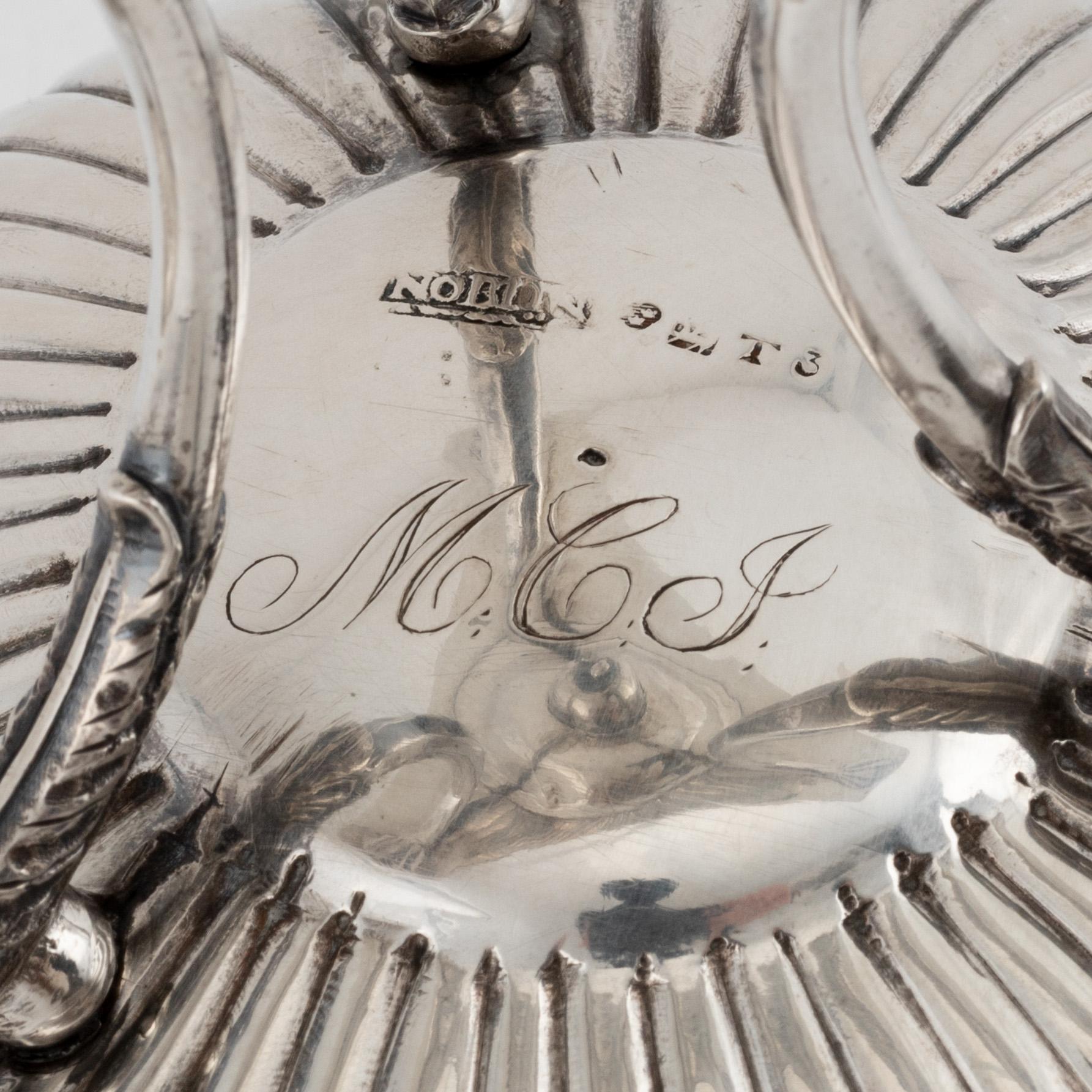 Sockerskål med lock, empire, silver, av Stephan Nöblin Ystad, 1825.