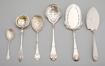 SILVERFÖREMÅL, 6 st, bl a Danmark, 1900-talets första hälft. Vikt ca 284 g.