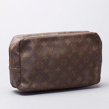 NECESSÄR, "Trosse de toilette", Louis Vuitton.
