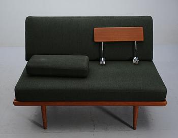 SOFFA, "Minerva", Peter Hvidt och Orla Mölgaard Nielsen, France Daverkosen, 1950/1960-tal.