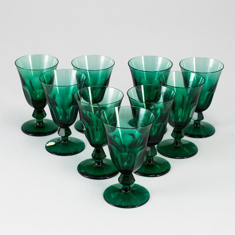 VINGLAS, 9 st "Bergh", design Elis Bergh för Kosta, 1900-talets mitt/andra hälft.