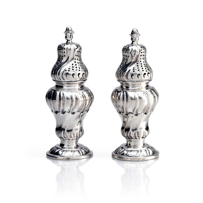 A pair of Swedish 18th century silver rococo salt and peppershakers, Eksjö  1761.