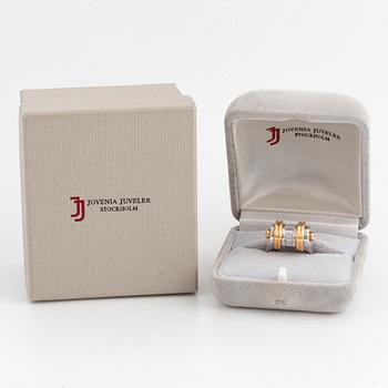 Baguette and brilliant-cut diamond ring.