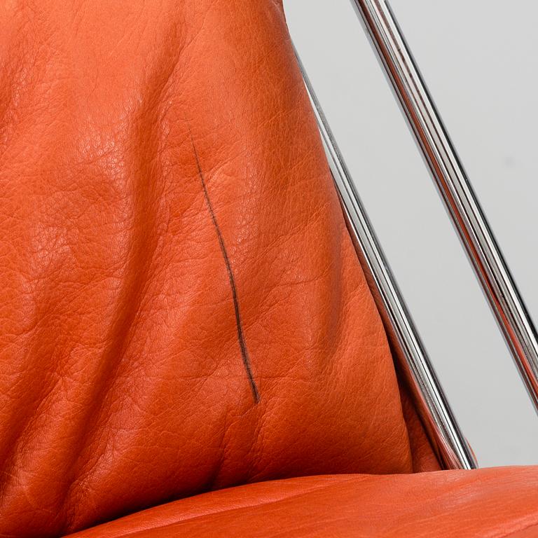 A pair of easy chairs from the second half of the 20th century.